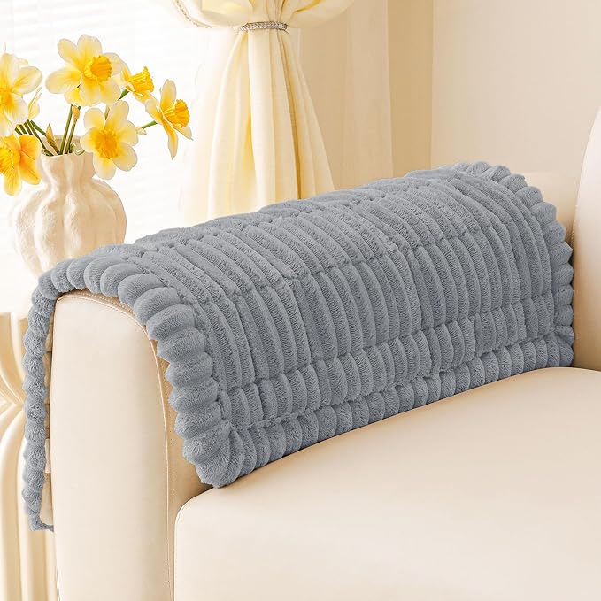 hyha Couch Cover for Dogs, Washable Non Slip Plush Flannel Sofa Protector | Thick Flannel, Anti-Slip Backing, Pet Hair & Scratch Protection, Fits Sofa & Loveseat (27.6" x 27.6") by hyha