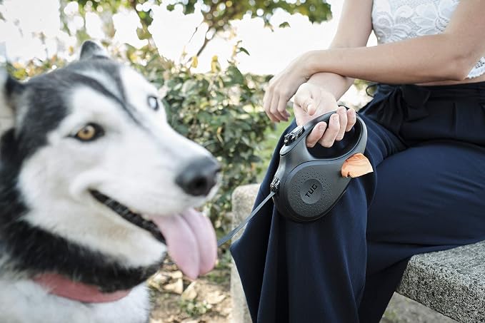 TUG Oval 360° Tangle-Free Retractable Dog Leash with Integrated Waste Bag Dispenser (Small, Black) - Image 5