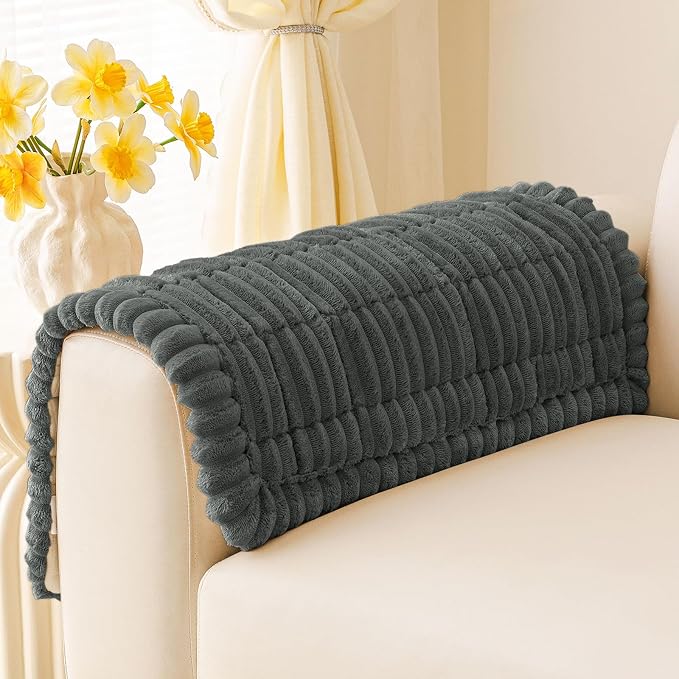 Smiry Couch Cover for Dogs, Non Slip Washable Sofa Protector for Pets | Soft Furniture Cover for Leather & Fabric Couches, Cozy Protect Against Fur, Dirt & Messes, Pet Friendly, 20"x24", 2PCS by Smiry