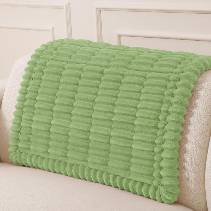 hyha Couch Cover for Dogs, Washable Non Slip Plush Flannel Sofa Protector | Thick Flannel, Anti-Slip Backing, Pet Hair & Scratch Protection, Fits Sofa & Loveseat (35.4" x 35.4") by hyha