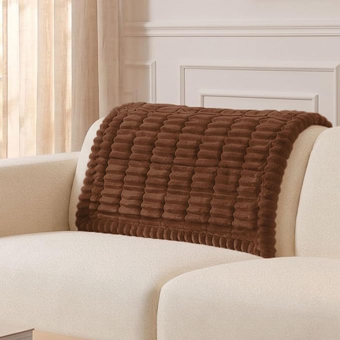 Smiry Couch Cover for Dogs, Non Slip Washable Sofa Protector for Pets | Soft Furniture Cover for Leather & Fabric Couches, Cozy Protect Against Fur, Dirt & Messes, Pet Friendly, 35.4"x35.4" by Smiry