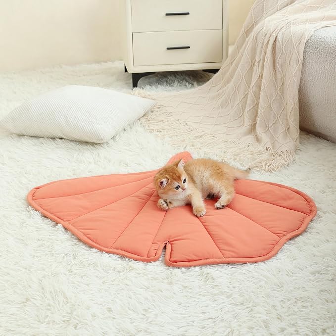 Letalong 31 X 25 Inch Leaf Shaped Cotton Cat Bed Pad, Warming Cat Mat, Pet Warming Pad for Cats, Warmer Mat for Feral and Indoor Cats, 2025 Enlarged and Thickened Leaf Beds - Image 7