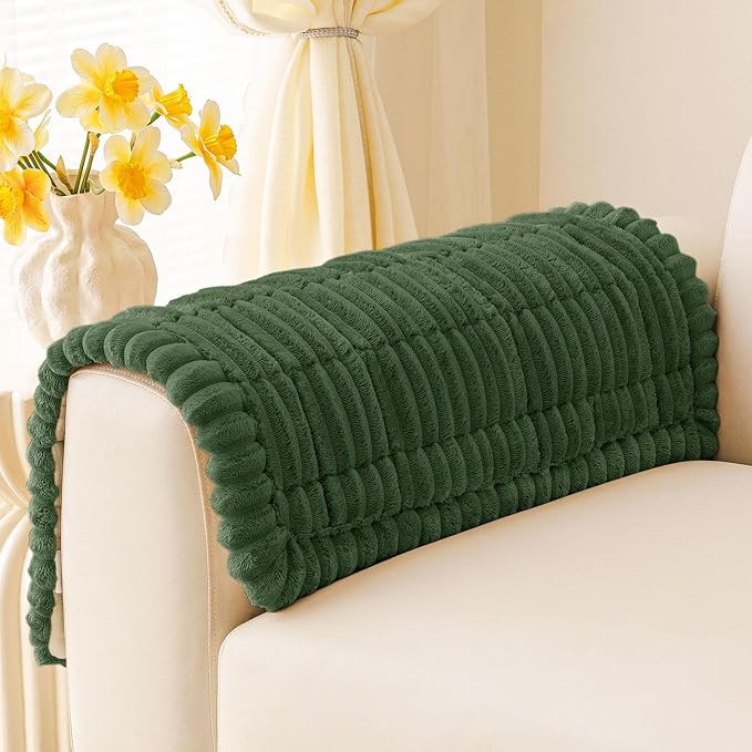hyha Couch Cover for Dogs, Washable Non Slip Plush Flannel Sofa Protector | Thick Flannel, Anti-Slip Backing, Pet Hair & Scratch Protection, Fits Sofa & Loveseat (27.6" x 27.6") by hyha
