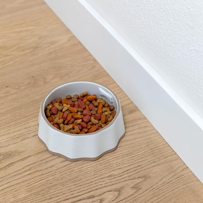 Fringe Studio Speckled Bone Medium Sculpted Ceramic Pet Bowl W/Exposed Clay (7" Diameter x 2.5" H, 26 fl.oz.), PetShop Collection (779MD001) - Image 3