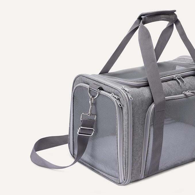 Amazon Basics Soft Cat & Dog Carrier with Adjustable Shoulder Strap, Airline-Approved, Foldable and Portable Design, Mesh Ventilation, Folds Flat for Storage - Image 3
