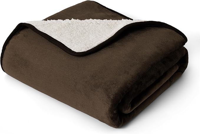 Bedsure Waterproof Dog Blankets for Small Dogs Soft Cat Blanket Warm,25X35 | Washable Plush Sherpa Fleece Puppy Blanket for Couch Protector, Reversible Cozy Calming Throw for Pet Indoor,Brown by Unknown