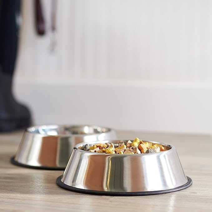 Amazon Basics Stainless Steel Non-Skid Dog Water And Food Bowls, Dishwasher Safe, Rust Resistant, 38oz Capacity, 10 x 2.8 Inches, 2-Pack - Image 6