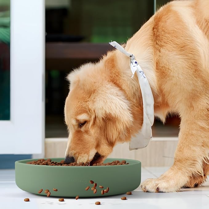 Coomazy Extra Large Slow Feeder Bowl, Silicone Dog Bowl with Suction Cups | Slow Feeder & Non-Slip Design, Boredom and Anxiety Reducer, Suitable for Large Dogs - Image 7