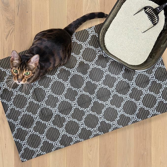 Fresh Kitty Durable XL Jumbo Foam Litter Box Mat–No Phthalate, Water Resistant, Traps Litter from Box, Scatter Control, Easy Clean Mats–Black & White 40"x 25", Black/White Quatrefoil(9036)(Pack of 6) - Image 4