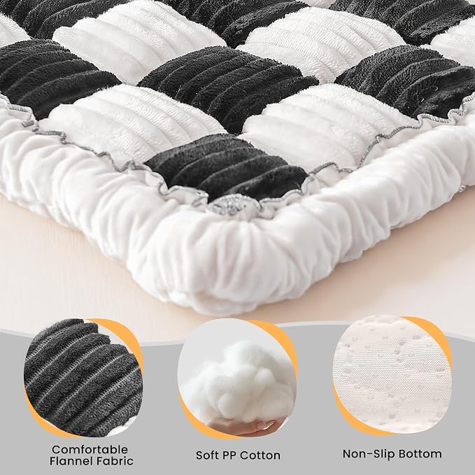 HiPetpy Backseat Dog Bed Mat for Car, Non-Slip Dog Bed for Car Back Seat | Soft & Cozy Dogs Blanket for Car, Washable Travel Pet Mat Seat Protector for Car, SUV, Truck, Fit Backseat Extender - Image 3