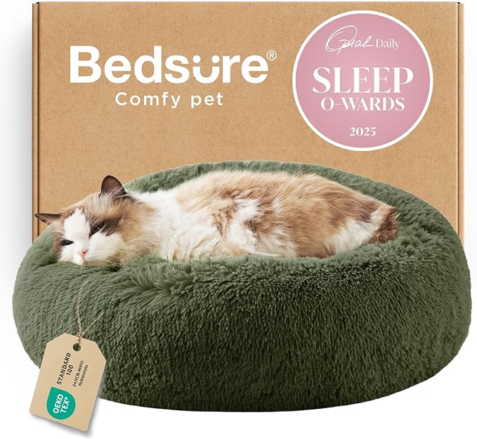 Bedsure Calming Cat Beds Donut Round Washable Kitten Bed,20 inches Green | Fluffy Faux Fur Cuddler,Machine Washable,Anti-Slip Bottom,Anti-Anxiety,Deep Sleeping for Cats&Small Pets Up to 15 Lbs by Unknown