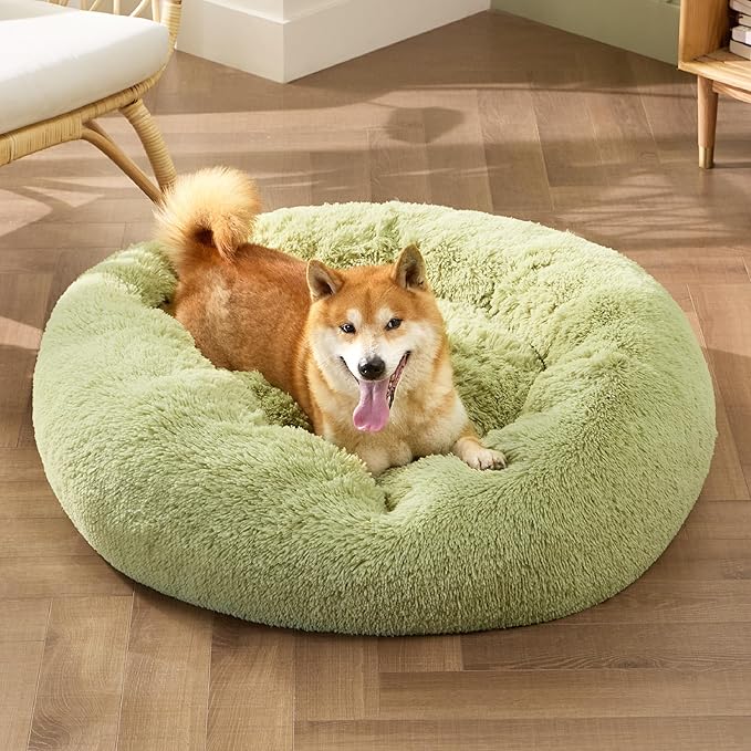 Bedsure Calming Dog Bed Medium Size Dog Donut Washable Pet Bed,30ins Green | Fluffy Faux Fur Round Cuddler,Machine Washable,Anti-Slip Bottom,Anti-Anxiety,Deep Sleeping for Pets Up to 45 Lbs - Image 4